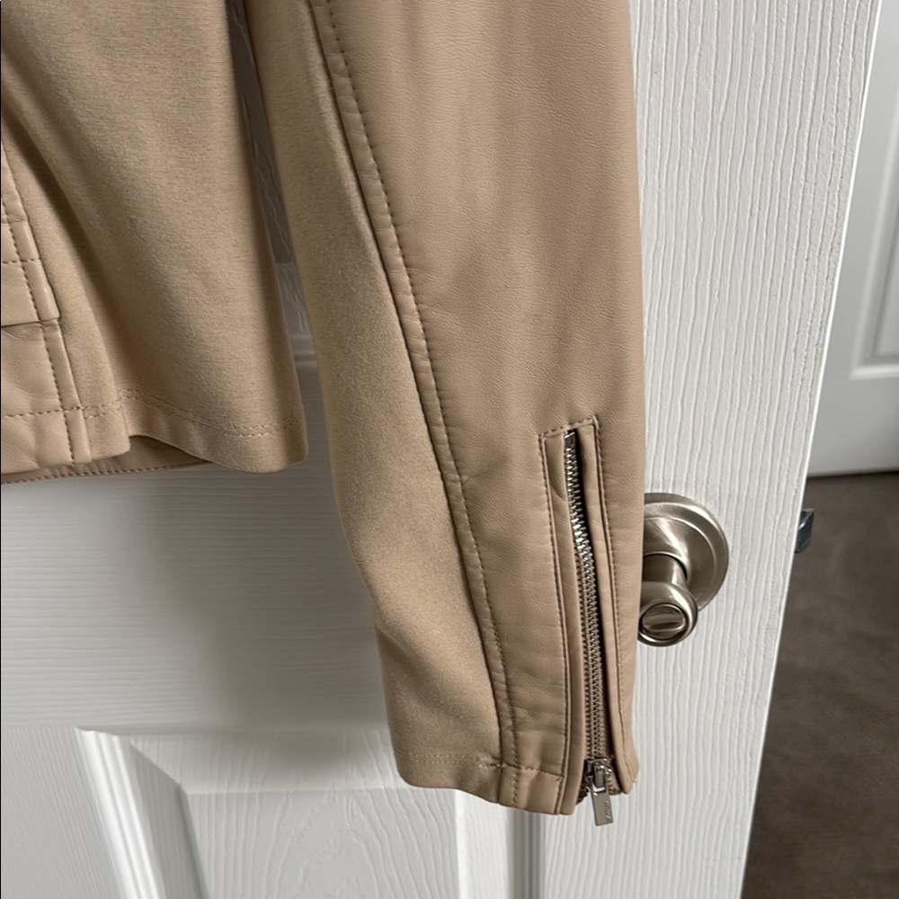 Express -Tan Faux Leather Moto Jacket - Picture 6 of 8